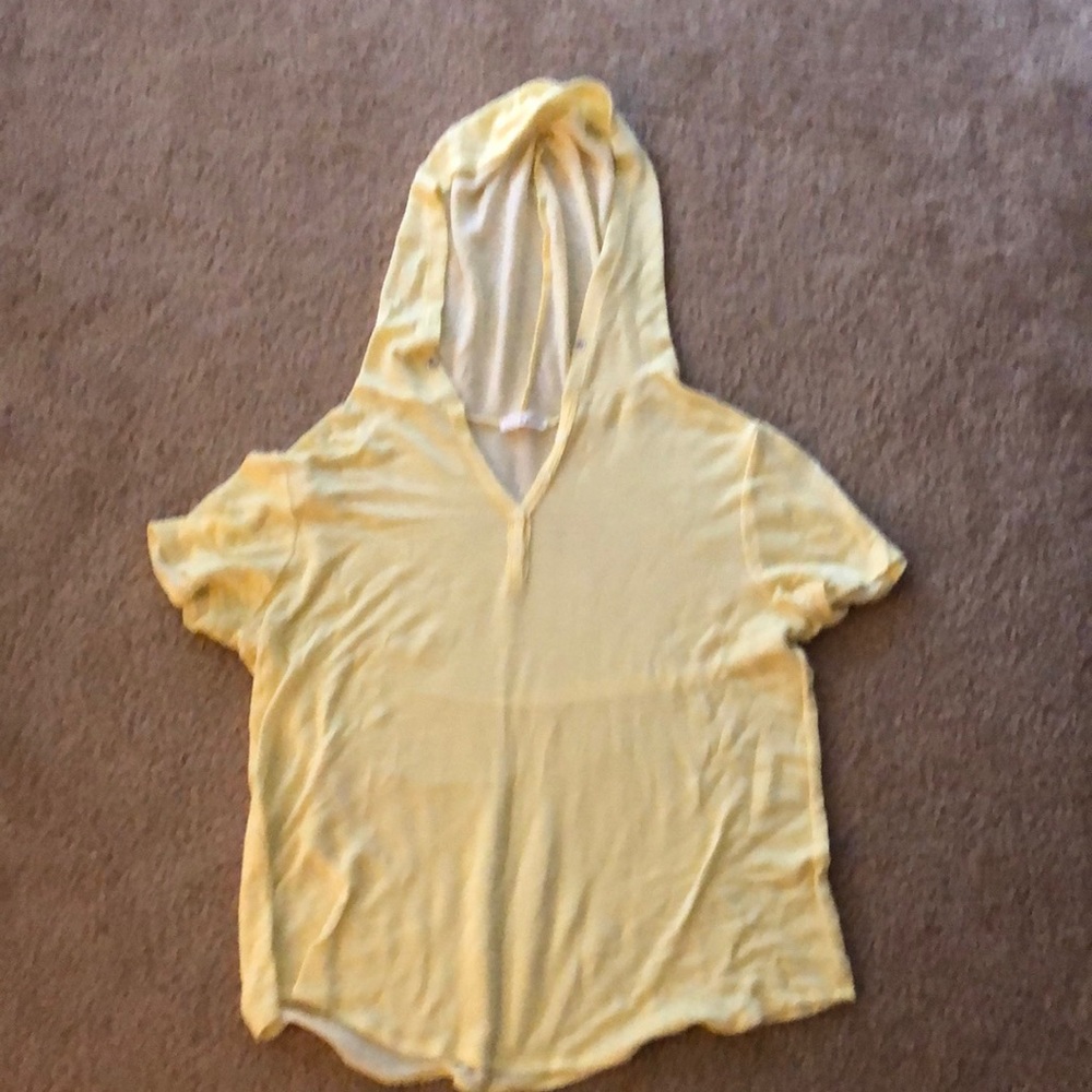 yellow blouse